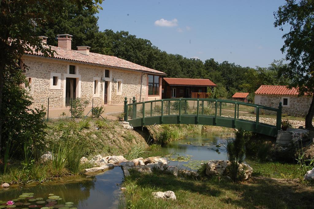 Chalet Domaine De Combe Ramond Veilhes Exterior foto